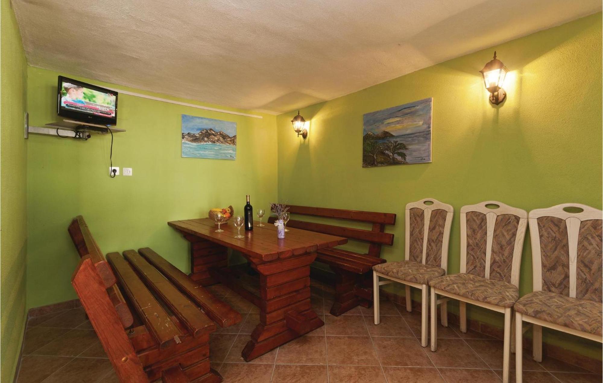 Pet Friendly Apartment In Pakostane With Kitchen Εξωτερικό φωτογραφία